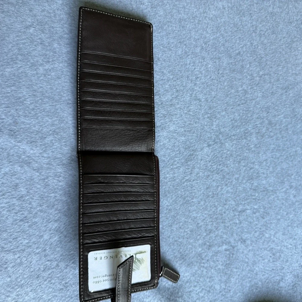 Levenger Black Leather BiFold‎ Wallet Card Holder Travel Organizer Monogram DLJ